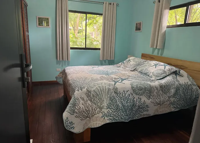Casa Natural Lodge